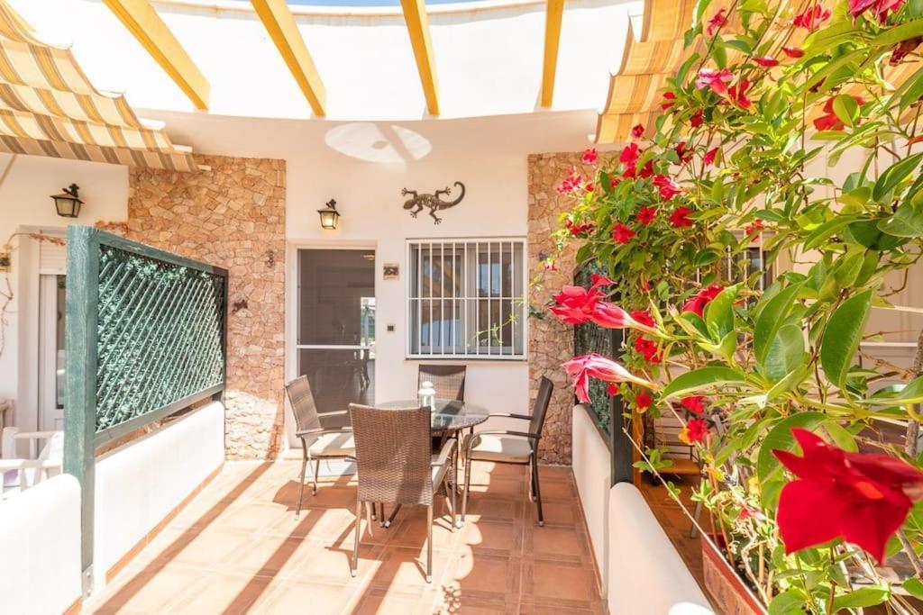 Magnifico Adosado Con Piscina Y Barbacoa Villa Campoamor Exterior photo